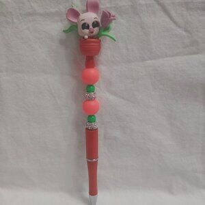 Disney Doorable- Spring Piglet - Handmade Beaded Pen
